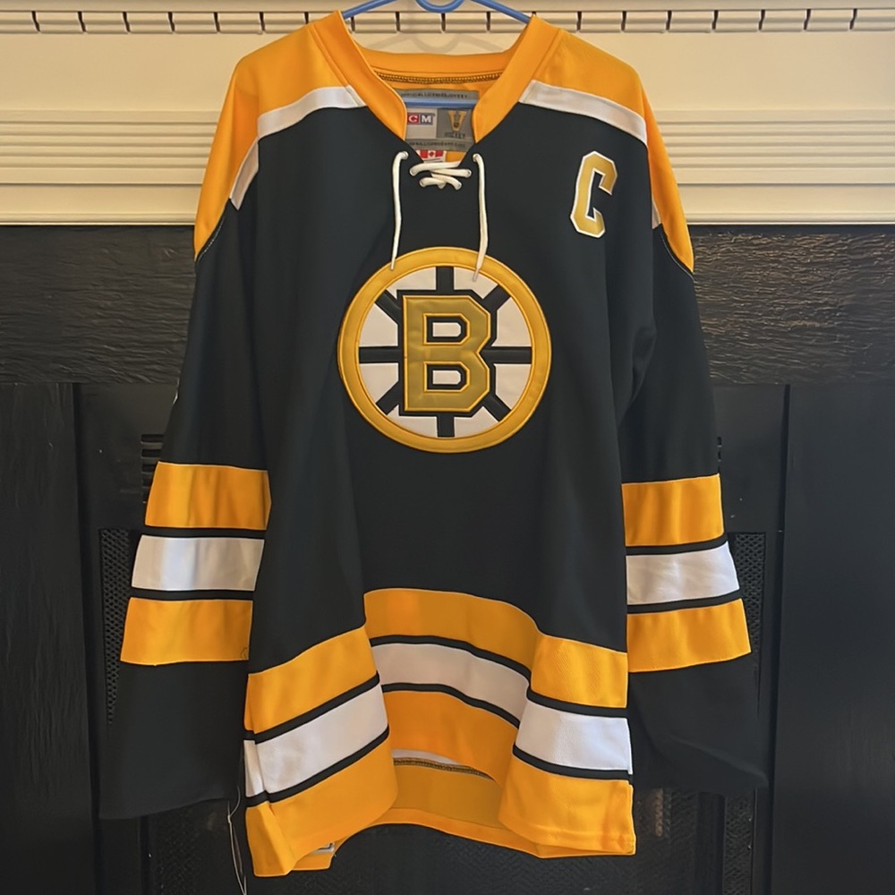 Boston Bruins Throwback Johnny Bucyk Retro Hockey Jersey Black Yellow Sz XXL 56